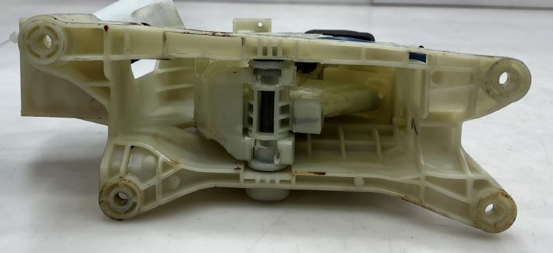 2015 - 2017 Hyundai Sonata Automatic Gear Shifter Assembly OEM 46700-C2300