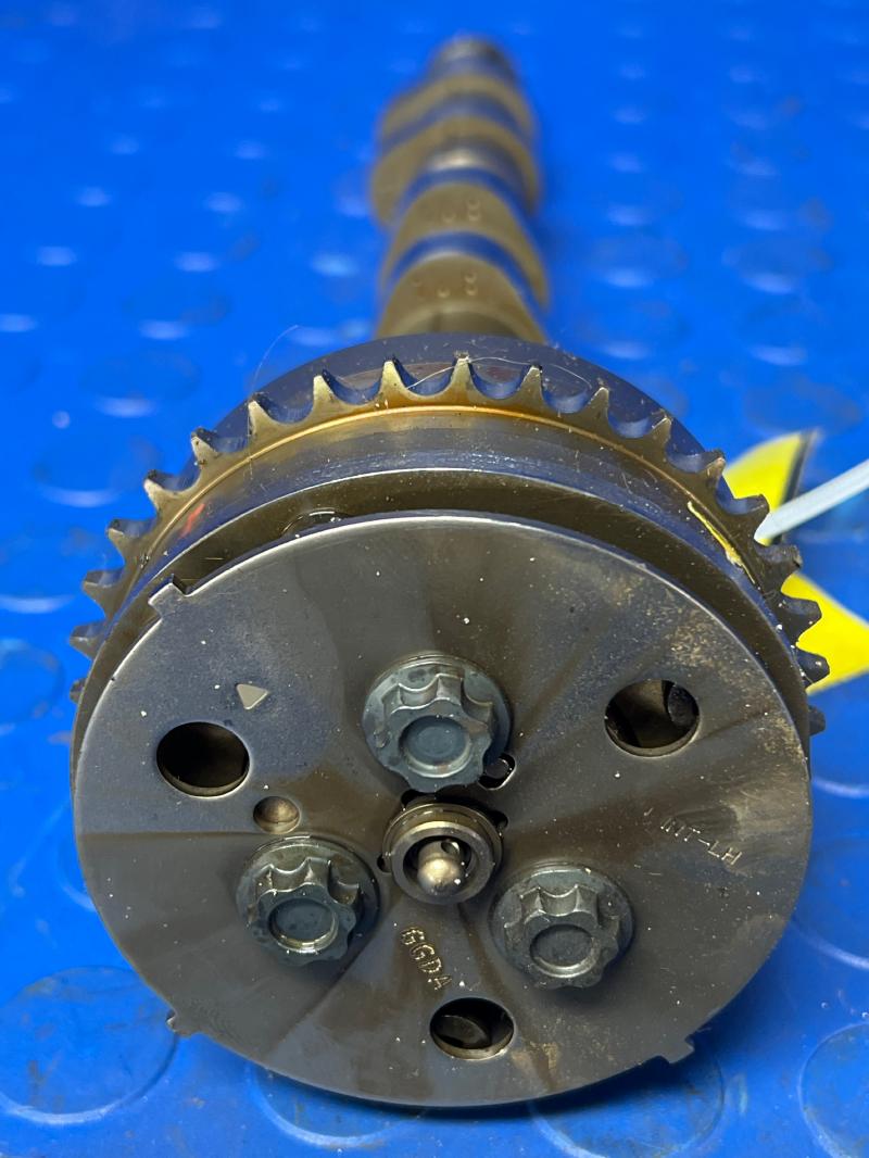 2017 Subaru Legacy Camshaft