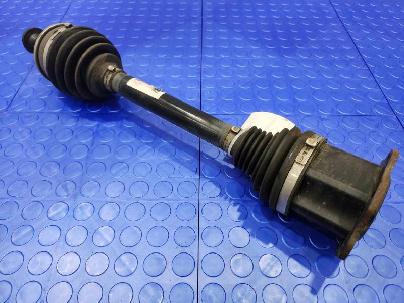2017 Audi Q7 Axle Shaft