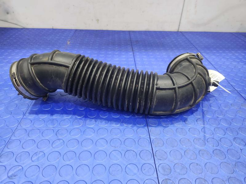 2010 Dodge Ram 1500 Air Intake Tube/Resonator