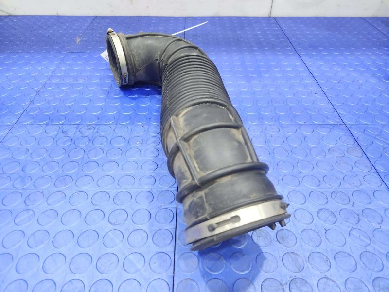 2010 Dodge Ram 1500 Air Intake Tube/Resonator