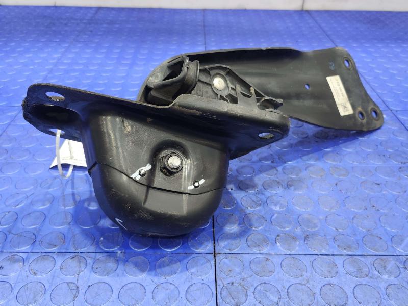 2020 Volkswagen Passat Lower Control Arm Rr
