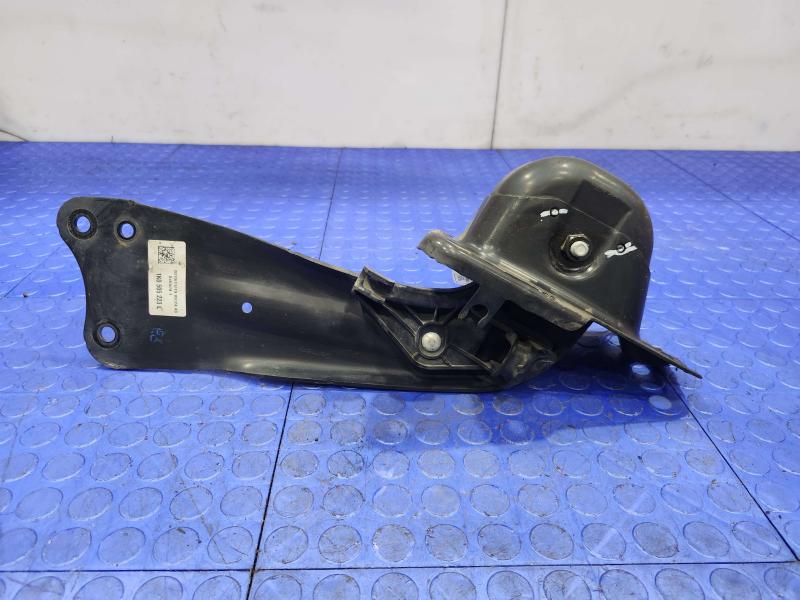 2020 Volkswagen Passat Lower Control Arm Rr
