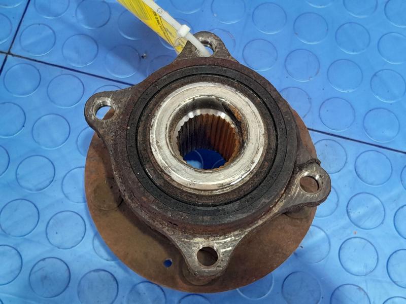 2011-2015 Kia Sorento Front Wheel Hub and Bearing Genuine OEM 517503J000