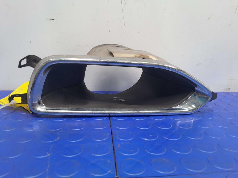 2016-2019 BMW 740i 740e 740iX Rear Exhaust Tip Duct Right Passenger Side OEM 51127357150