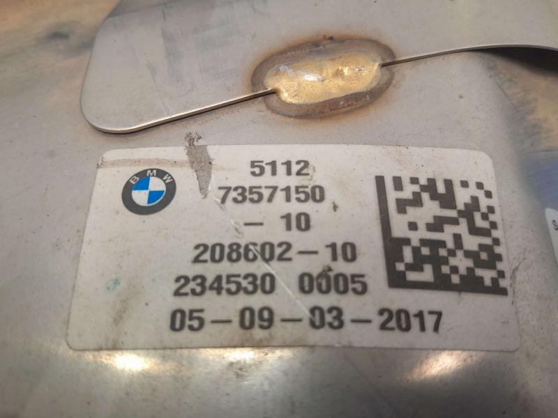 2016-2019 BMW 740i 740e 740iX Rear Exhaust Tip Duct Right Passenger Side OEM 51127357150