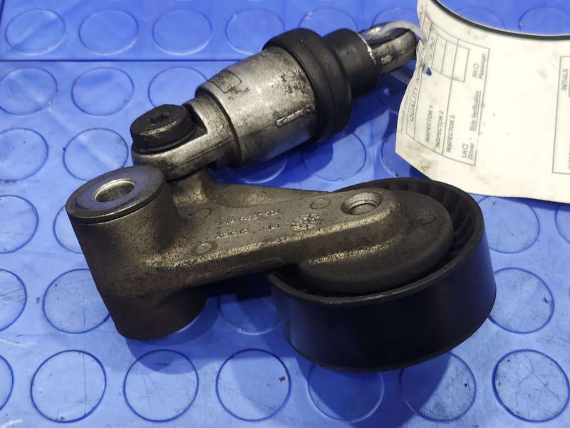 2011 Kia Sorento Engine Belt Tensioner