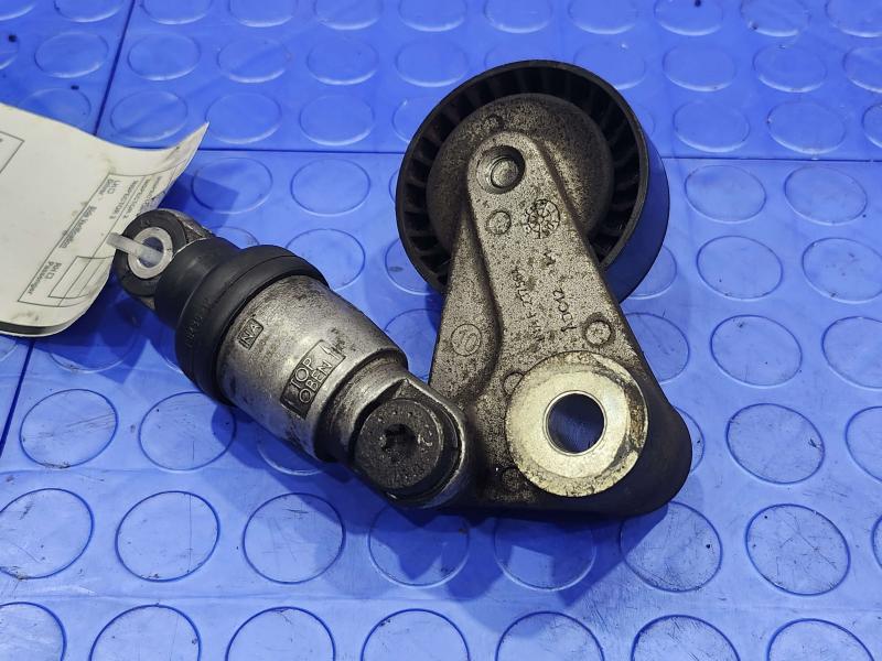 2011 Kia Sorento Engine Belt Tensioner