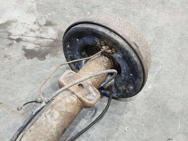 1993 Ford Econoline E-150 Rear Axle Assy.