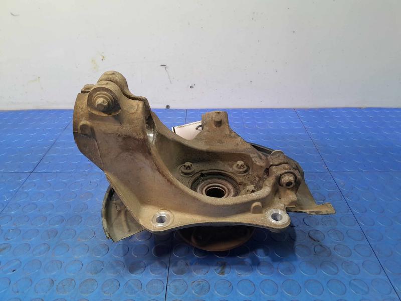 2015 Chrysler 200 Spindle Knuckle Front