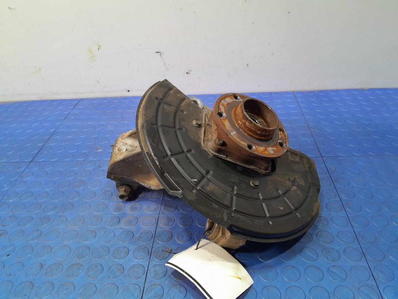 2015 Chrysler 200 Spindle Knuckle Front