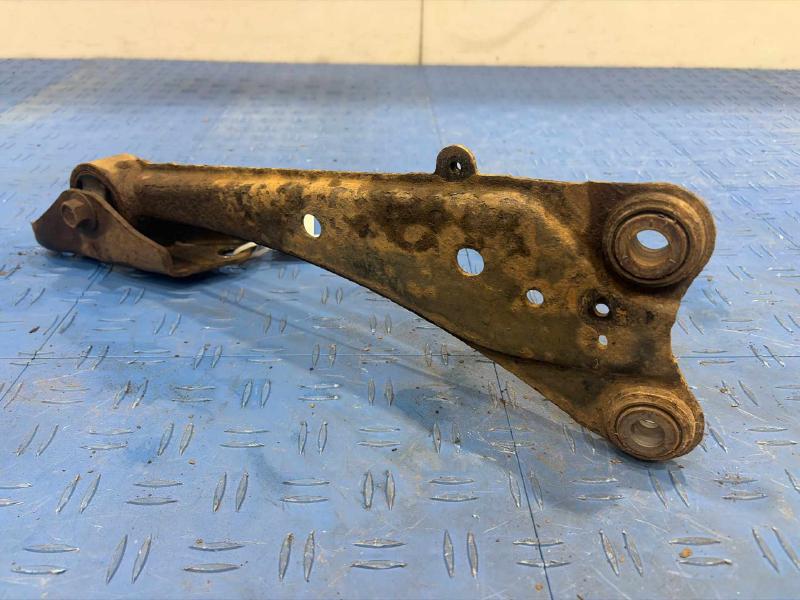 2007 Toyota RAV4 Lower Control Arm Rr