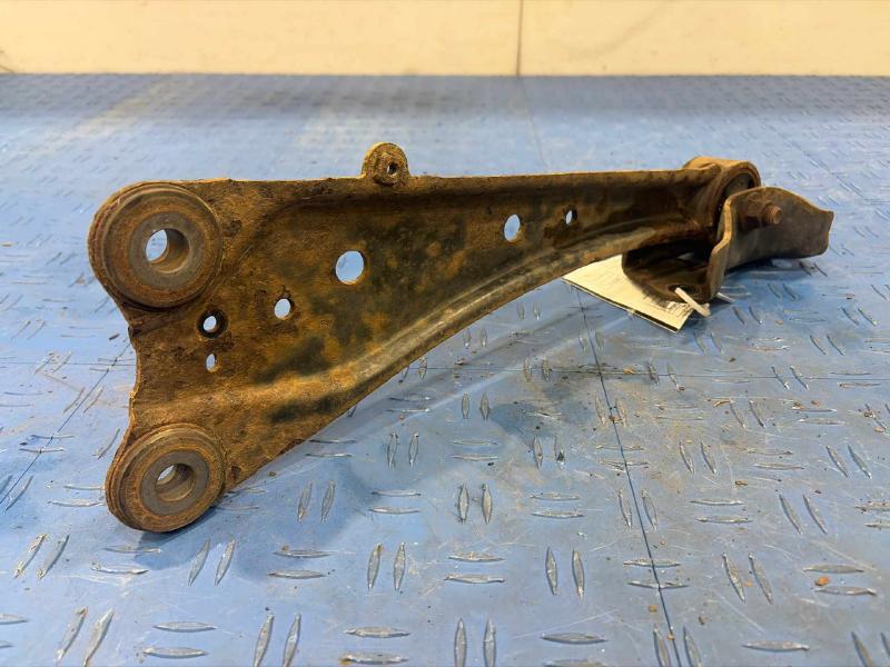 2007 Toyota RAV4 Lower Control Arm Rr