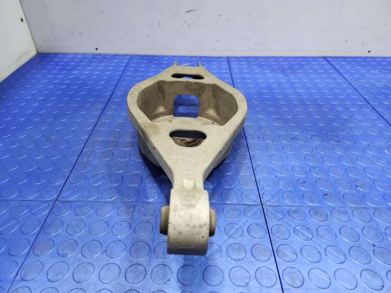 2014 Nissan Maxima Lower Control Arm Rr