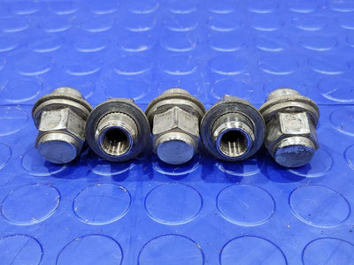 2013 Toyota Prius Lug Nuts