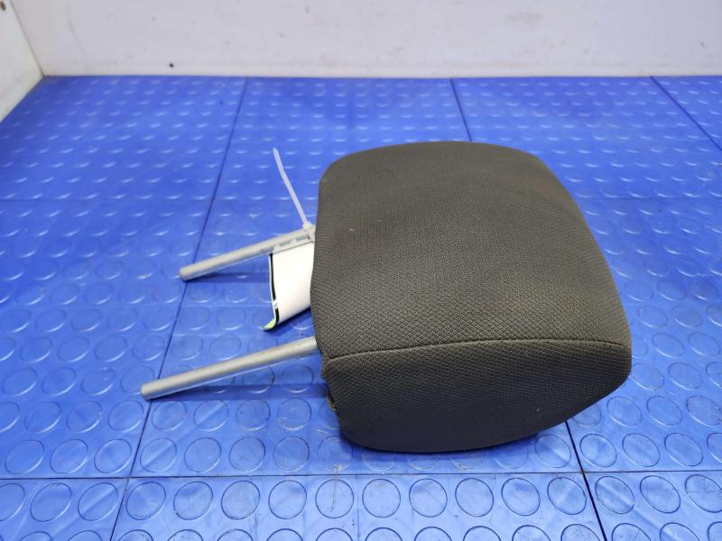 2015 Chevrolet City Express Headrest