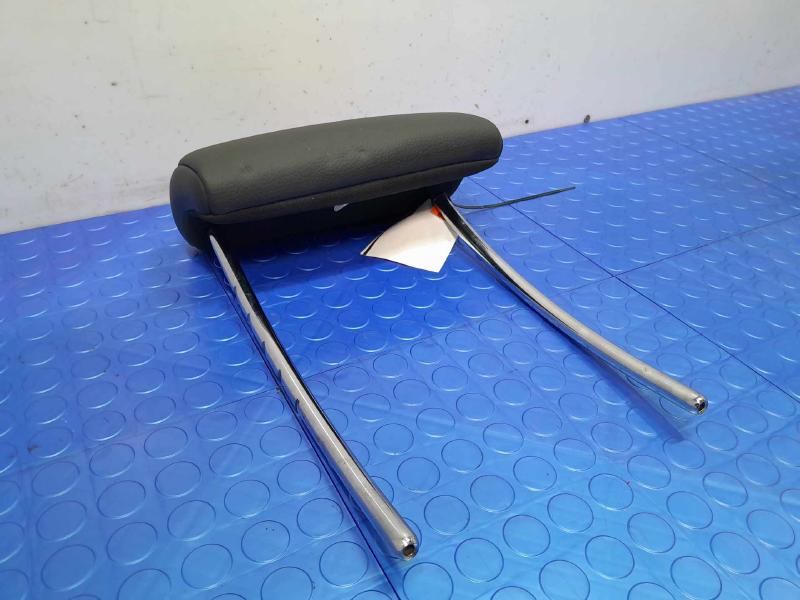 2018 Volvo S90 Headrest