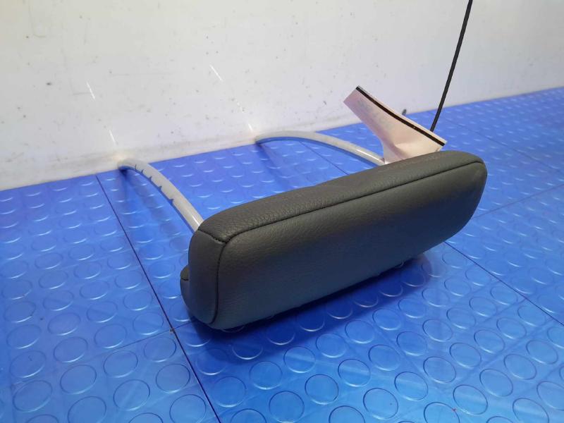 2018 Volvo S90 Headrest