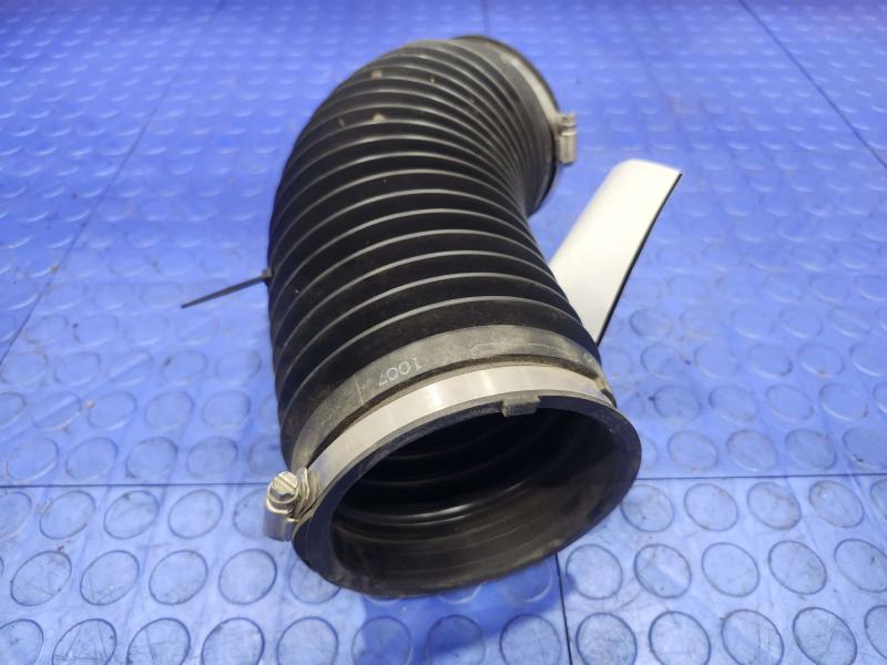 2017 Dodge Grand Caravan Air Intake Tube/Resonator