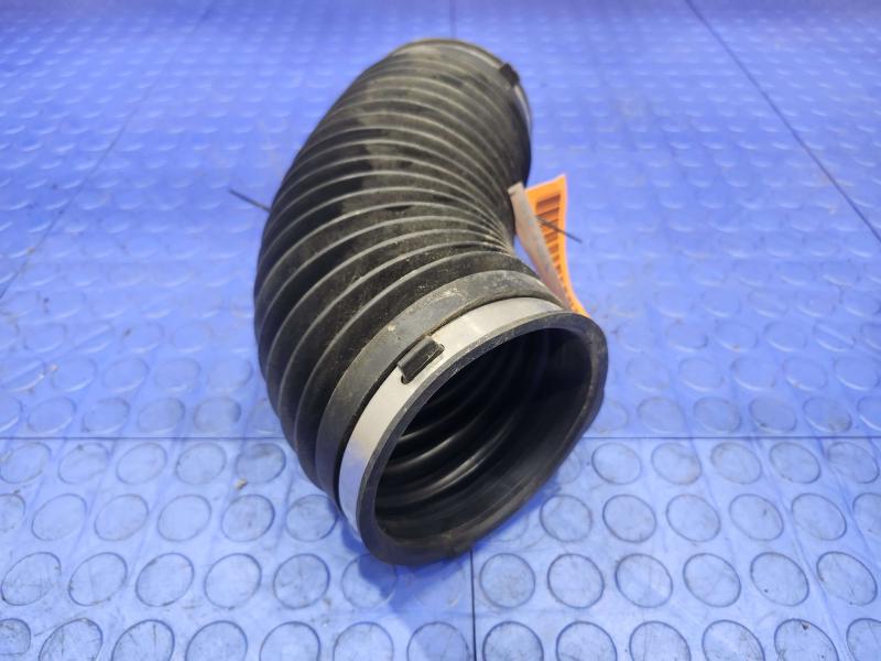 2017 Dodge Grand Caravan Air Intake Tube/Resonator