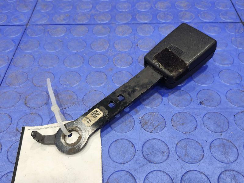 2013 Ford F-250 Super Duty Front Seat Belt