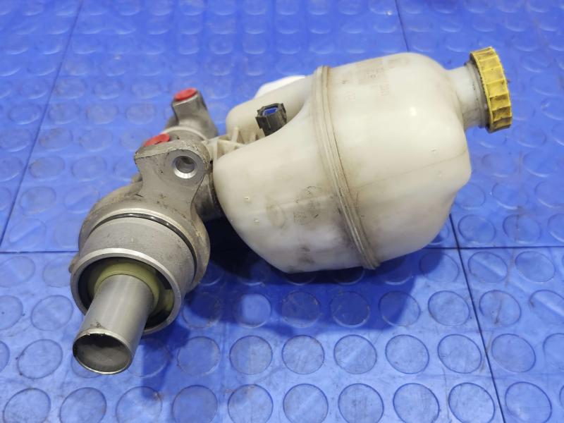 2012 Ram 1500 Master Cylinder