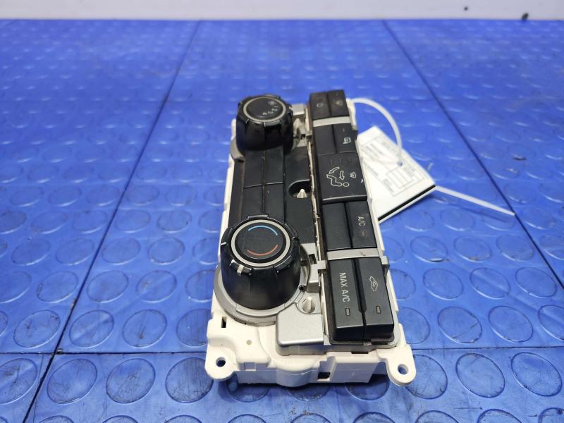 2011 Ford F-150 Heater A/C Control