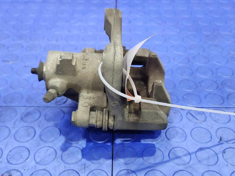 2014 Volkswagen Beetle Caliper