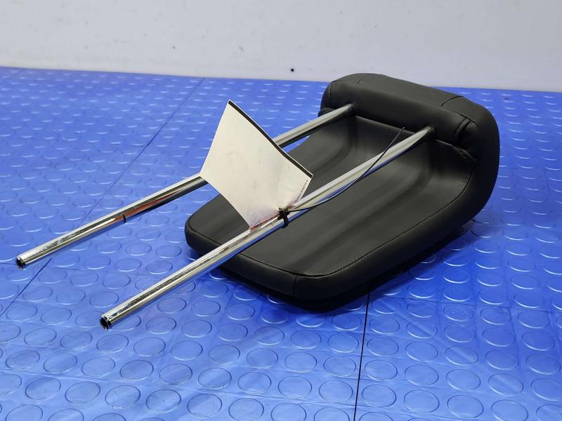 2011 Infiniti QX56 Headrest