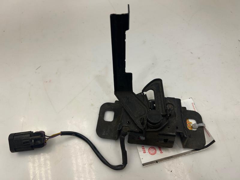 2012 Chevrolet Cruze Hood Latch