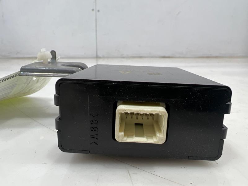 2016 Toyota Prius Chassis Brain Box