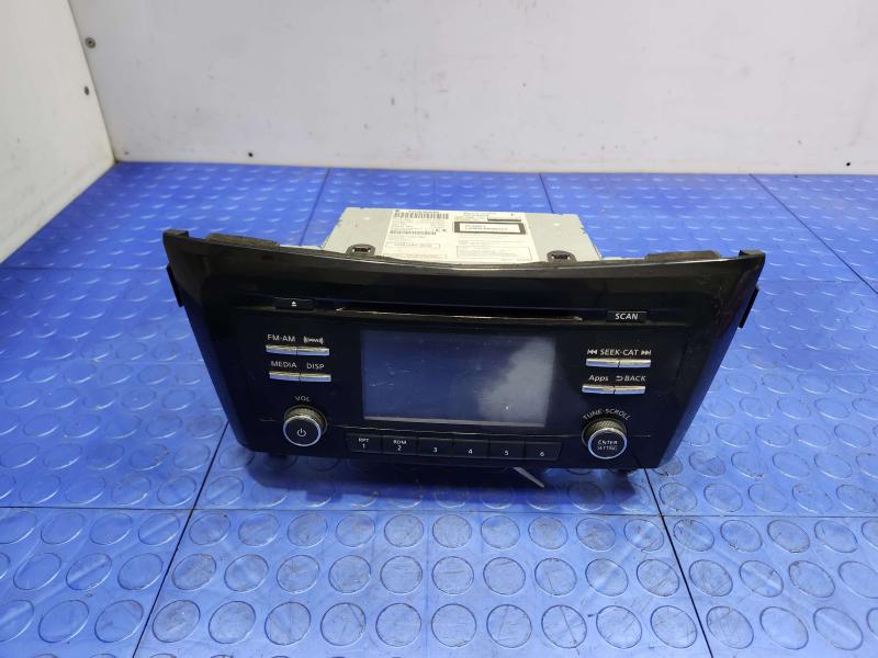 2016 Nissan Rogue Audio & Visual Equip.(Radio)