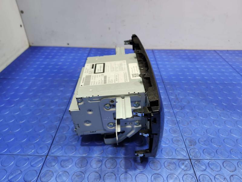 2016 Nissan Rogue Audio & Visual Equip.(Radio)
