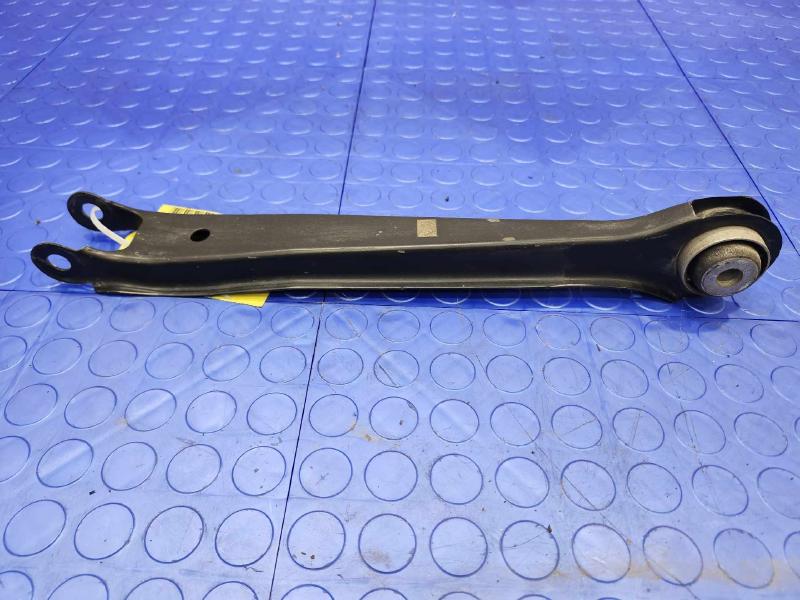 2019 Cadillac XT5 Lower Control Arm Rr