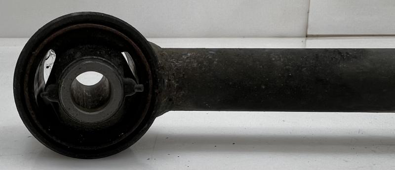 2012 Toyota Highlander Lower Control Arm Rr
