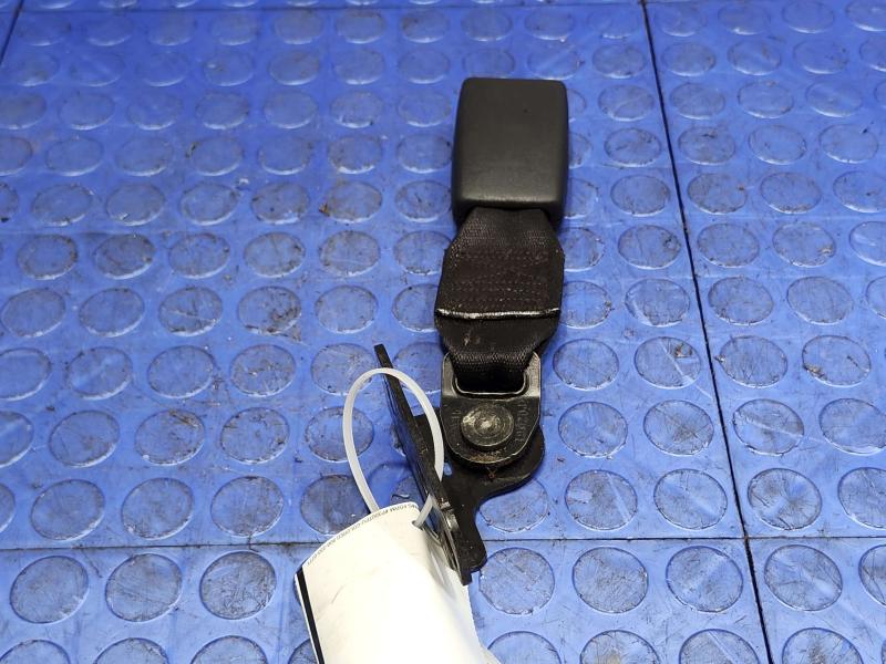 2007 Hummer H3 Rear Seat Belt