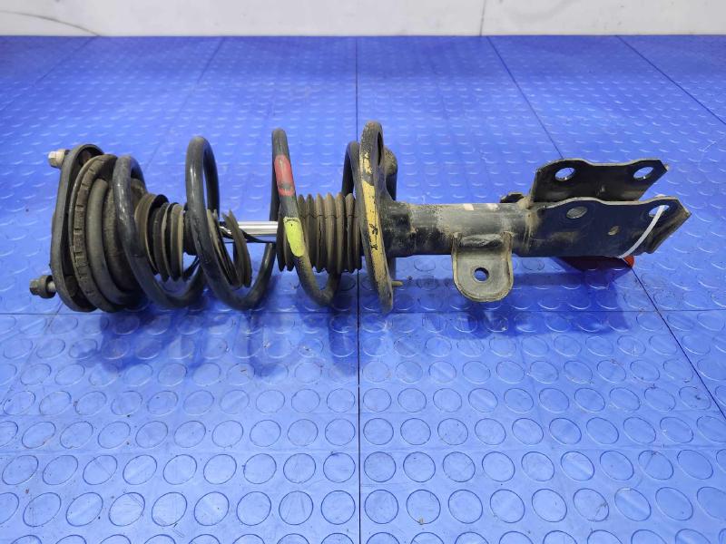 2013 Toyota Prius Strut Assembly