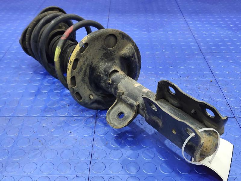 2013 Toyota Prius Strut Assembly