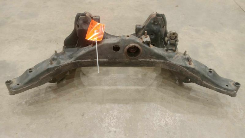 2015 Nissan Rogue Crossmember/Cradle/Undercarria