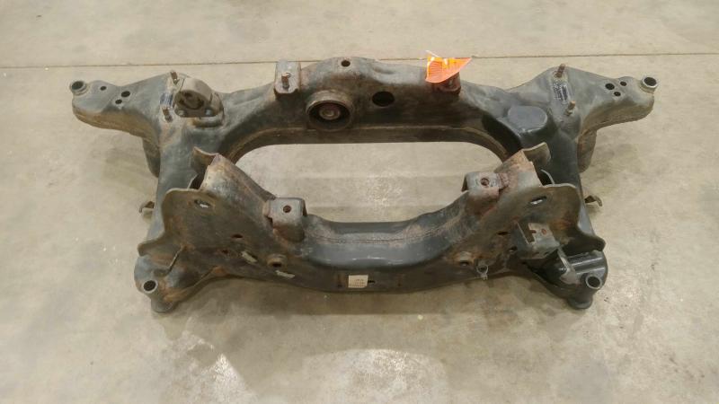 2015 Nissan Rogue Crossmember/Cradle/Undercarria