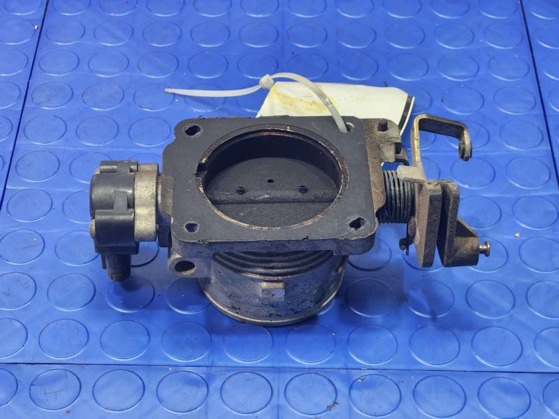 2003 Lincoln Town Car Throttle Body/Valve Assy