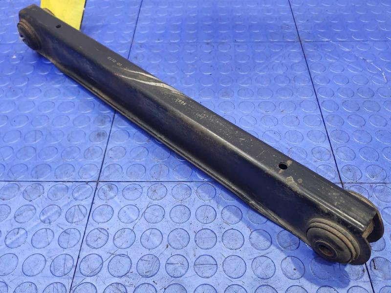 2007 Cadillac Escalade ESV Lower Control Arm Rr