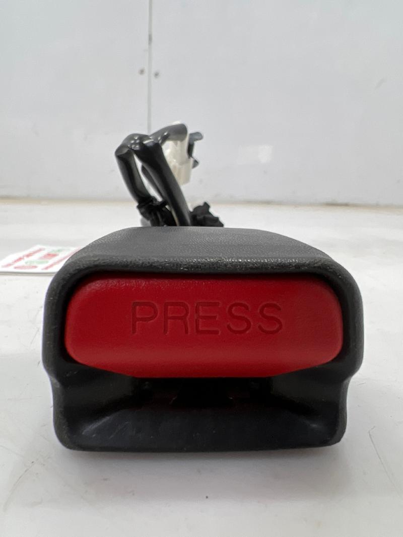 2020 Nissan Versa Front Seat Belt