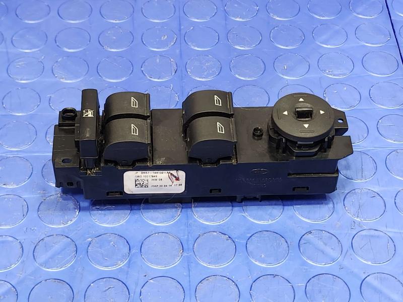 2014 Ford Focus Door Switch Front