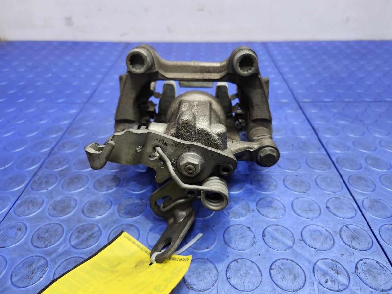 2013 Volkswagen Beetle Caliper
