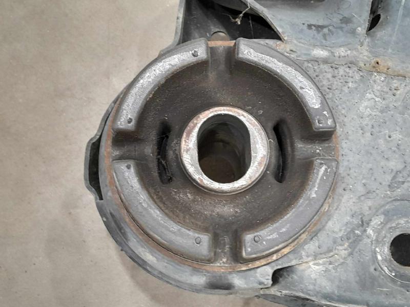 2011 Toyota Camry Crossmember/Cradle/Undercarria