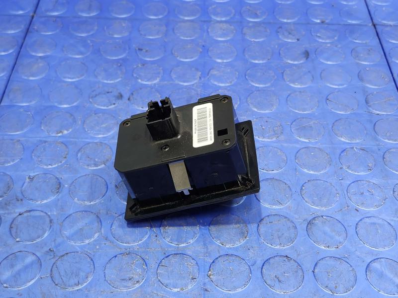 2010 Dodge Challenger Headlight Switch (Dash Mtd)