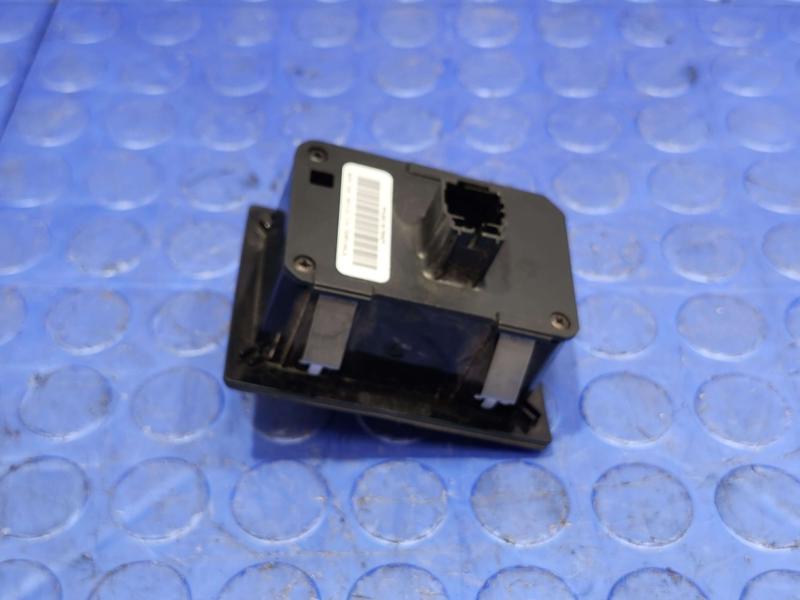 2010 Dodge Challenger Headlight Switch (Dash Mtd)