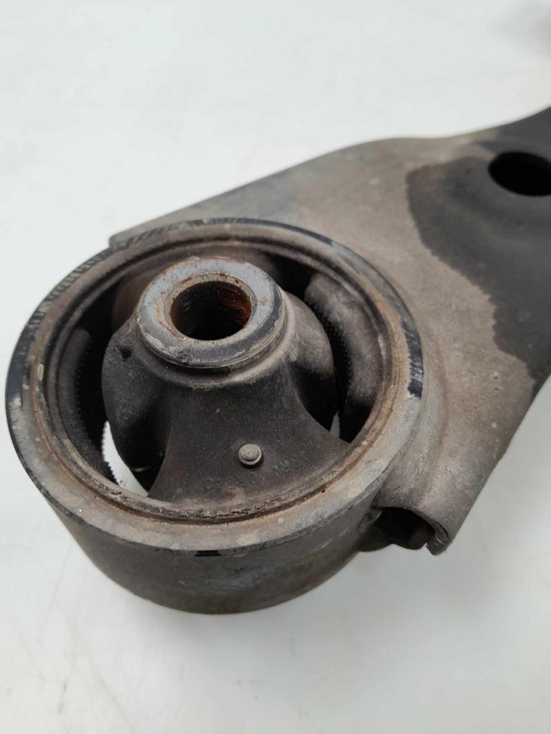 2016 - 2020 Kia Sorento Front Lower Control Arm RH Passenger Side OEM 54501C6000