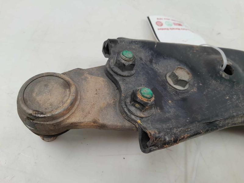 2016 - 2020 Kia Sorento Front Lower Control Arm RH Passenger Side OEM 54501C6000